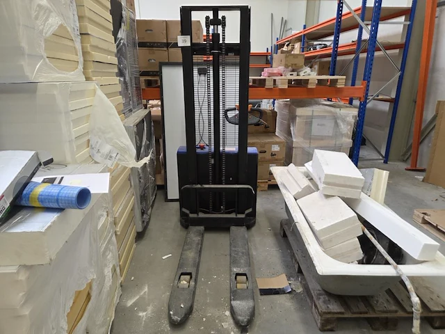 1 elektrische stapelaar solid hub he1200/3 - afbeelding 1 van  10