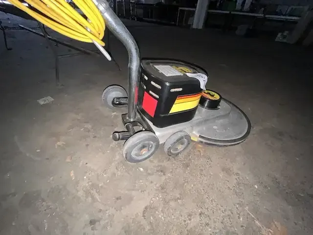 1 elektrische vloerpolijstmachine nss charger 1500 - afbeelding 5 van  5