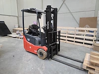 1 elektrische vorklift toyota traigo 24 15 - afbeelding 1 van  12