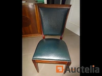 1 engelse houten bureautafel 170cm/95cm/80cm hoog drie lades aan de rechterkant, drie lades aan de linkerkant en centrale lade, drie stuk lederen blad rek + executive bureautafel stoel en 1 gast stoel - afbeelding 7 van  7