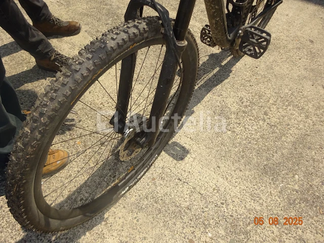 1 epic-fiets, donkergrijze kleur, derailleur, 10 versnellingen, schijfremmen voor en achter - afbeelding 5 van  6