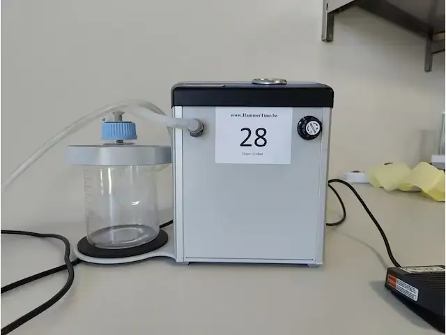 1 fisher scientific aspiratie machine 112037-06 (lab vacuum pomp) np: € 1000 - afbeelding 1 van  7