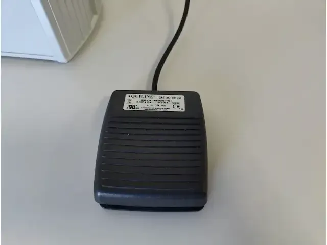1 fisher scientific aspiratie machine 112037-06 (lab vacuum pomp) np: € 1000 - afbeelding 2 van  7