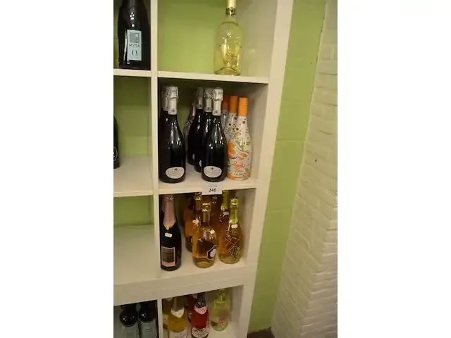 1 fl. le couchen cuvee prosecco 75cl, 4 fl. valdo aperitief 75cl, 6 fl. masottina prosecco brut 75cl, 3 fl. astoria vino spumante victim 75cl, 4 fl. vino spumante asti tre secoli 75cl, 3 flessen vino spumante - afbeelding 1 van  8
