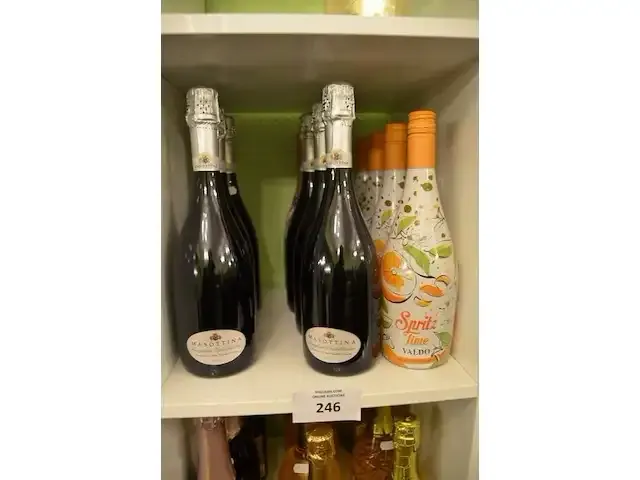 1 fl. le couchen cuvee prosecco 75cl, 4 fl. valdo aperitief 75cl, 6 fl. masottina prosecco brut 75cl, 3 fl. astoria vino spumante victim 75cl, 4 fl. vino spumante asti tre secoli 75cl, 3 flessen vino spumante - afbeelding 4 van  8