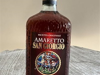 1 fles amaretto san giorgio
