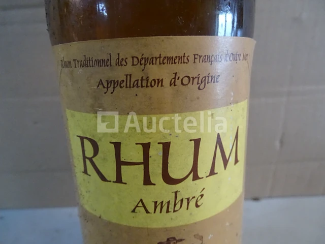 1 fles amber rum - afbeelding 2 van  4