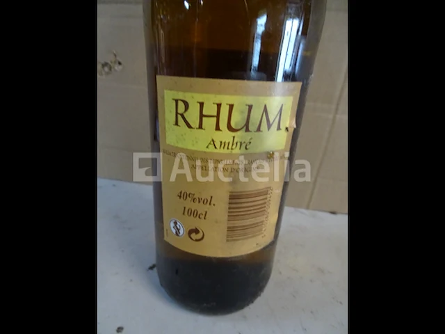 1 fles amber rum - afbeelding 4 van  4