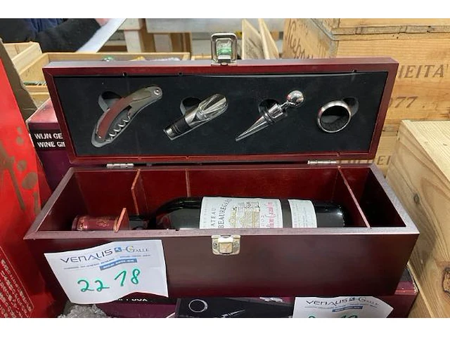 1 fles château tour de beauregard 2002 - afbeelding 2 van  2