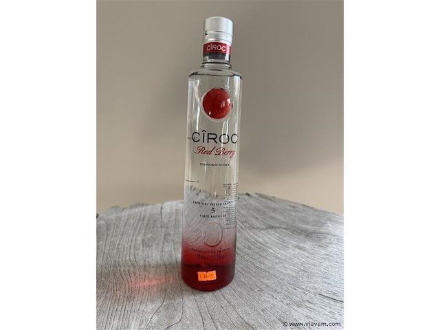 1 fles cîroc red berry vodka - afbeelding 1 van  1