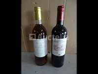 1 fles graves château haut-vigneau 2015, 1 genummerde fles muscat de riversaltes - afbeelding 1 van  8
