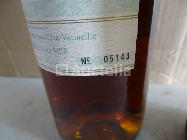 1 fles graves château haut-vigneau 2015, 1 genummerde fles muscat de riversaltes - afbeelding 6 van  8