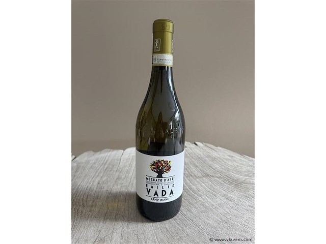 1 fles moscato d'asti emilio vada camp blanc 2022 - afbeelding 1 van  1