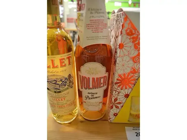 1 fles volmer aperitief 75cl, 2 gift set likeur bairao , 1 fles lillet aperitief 75cl, 1 fles likeur biernaert orange 70cl, 3 flessen gin olive 50cl (404,405,406,407,408) - afbeelding 4 van  7