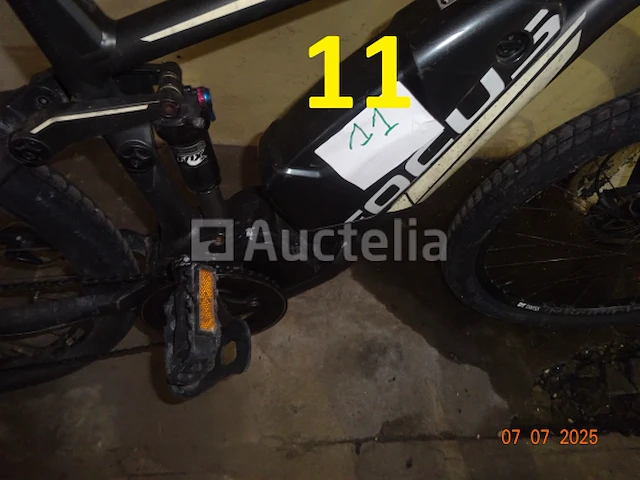1 focu thron inpulse 40 elektrische fiets, wieldiameter 27,5, verkocht met oplader. nieuwe prijs 3.500,00 € - afbeelding 7 van  9
