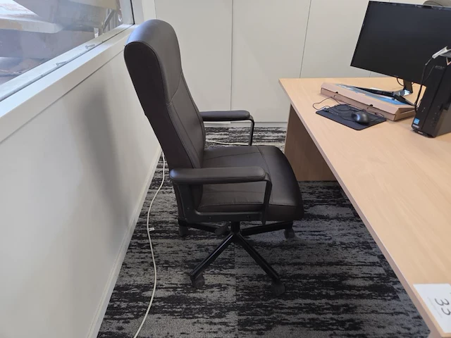 1 formica houten bureautafel - afbeelding 4 van  6