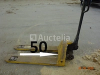 1 gele palletwagen tot 2t5 - afbeelding 2 van  4