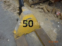 1 gele palletwagen tot 2t5 - afbeelding 4 van  4