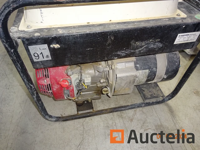 1 generator, motor benzine, honda model gx200 - afbeelding 5 van  5