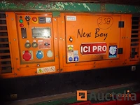 1 generator new boy, 4600 aantal uren, oranje, opgeslagen op aanhanger n°257 - afbeelding 2 van  4