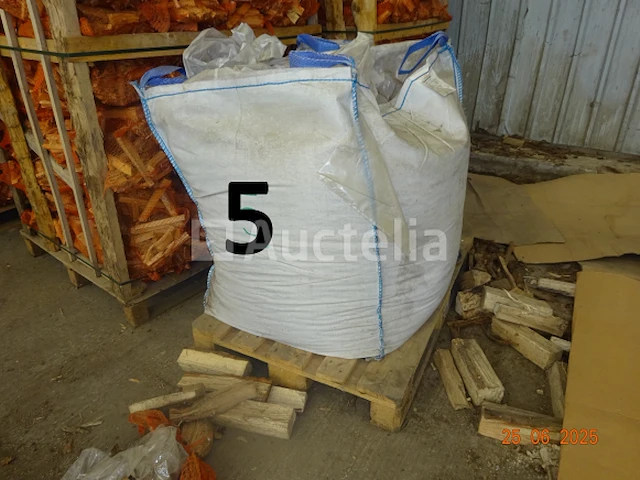 1 grote zak losse pellets - afbeelding 2 van  3