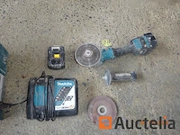 1 haakse slijper makita, in de originele doos met oplader en batterij - afbeelding 2 van  2