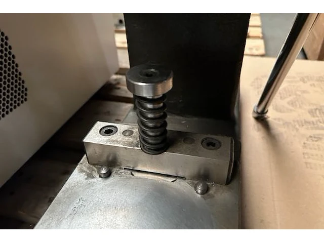 1 handmatige persmachine - afbeelding 3 van  4
