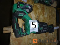 1 hikoki handzaag met accu maar zonder oplader