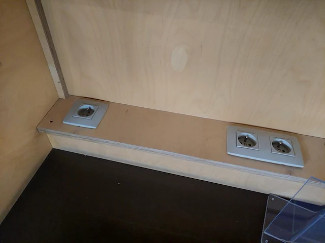 1 houten bibliotheek tafel - afbeelding 3 van  5