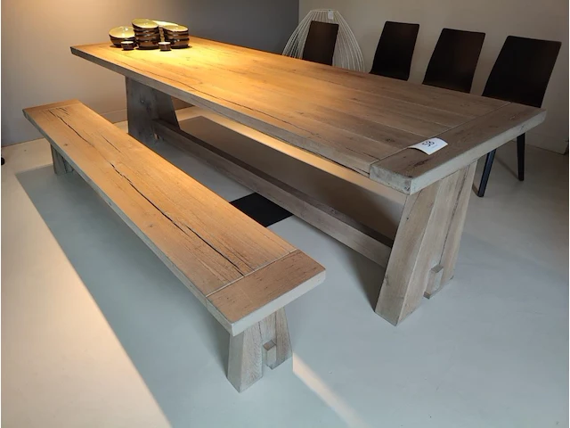 1 houten design eettafel met zitbank ( flamant) - afbeelding 1 van  5