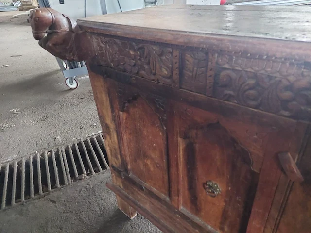 1 houten dressoir - afbeelding 3 van  8