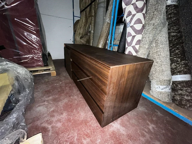 1 houten hangdressoir - afbeelding 3 van  4