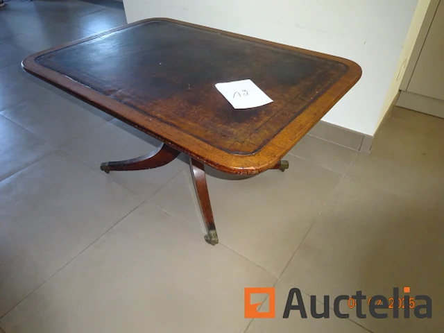 1 houten tafel op wielen 1m/69cm/50cm - afbeelding 2 van  2
