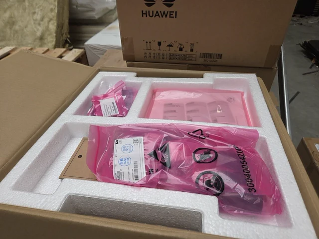 1 huawei sun2000-2ktl-i1 omvormer - afbeelding 1 van  4