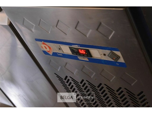 1 inox werktafel met 7 deuren frigo diamond goldline 2,43 x 70b x80h - afbeelding 2 van  5