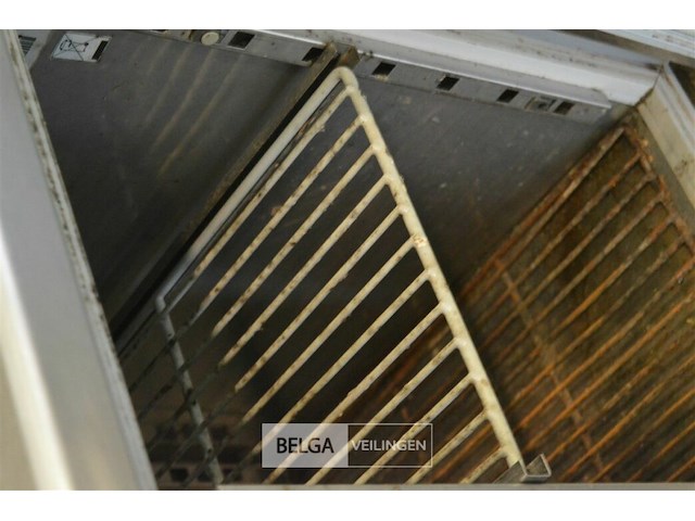 1 inox werktafel met 7 deuren frigo diamond goldline 2,43 x 70b x80h - afbeelding 4 van  5