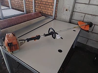1 kantenmaaier stihl fs12l - afbeelding 1 van  4