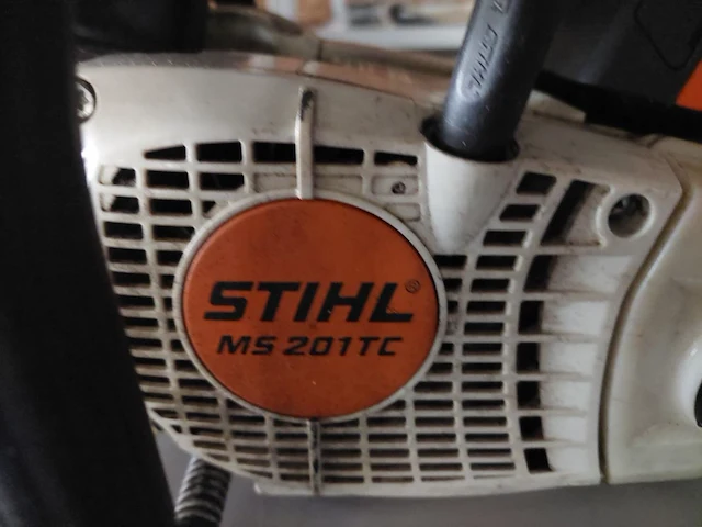 1 kettingzaag stihl ms201tc - afbeelding 2 van  5