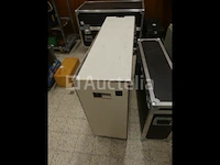 1 kist met scherm - afbeelding 7 van  7