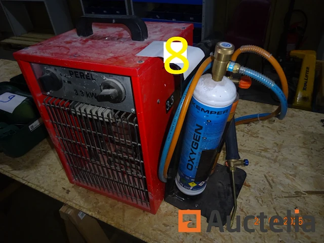 1 kleine brander met twee cilinders, 1 werkplaatsverwarming 3,3kw peperel - afbeelding 1 van  2