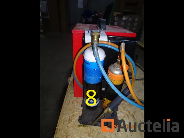 1 kleine brander met twee cilinders, 1 werkplaatsverwarming 3,3kw peperel - afbeelding 2 van  2