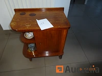 1 kleine houten meubilair een deur 56cm/37cm/56cm - afbeelding 1 van  2