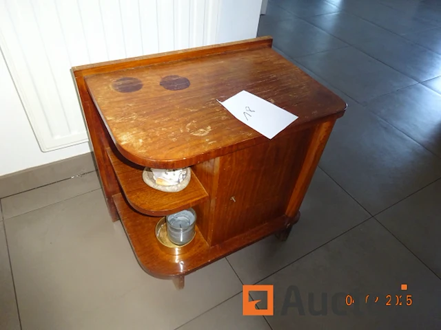 1 kleine houten meubilair een deur 56cm/37cm/56cm - afbeelding 2 van  2