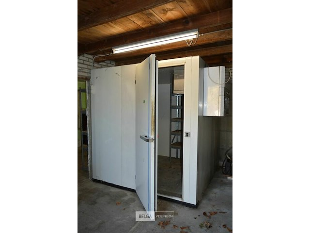 1 koelcel 2m op 2 m {zelf demonteren motor kan eenvoudig gedemonteerd worden} - afbeelding 2 van  7