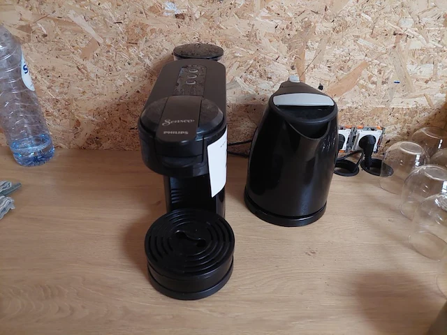 1 koffiezet philips senseo + waterkoker philips - afbeelding 1 van  5