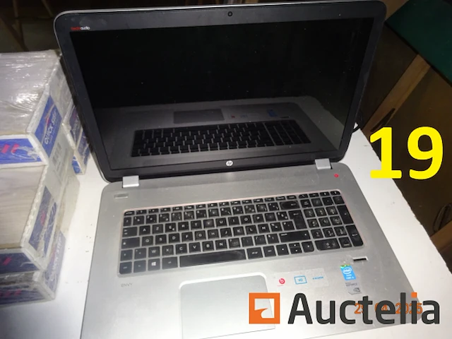 1 laptop van het merk hp - afbeelding 1 van  2