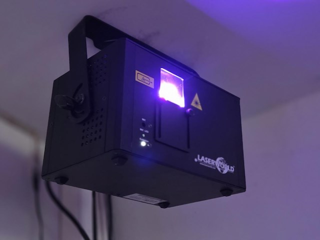 1 laser laserworld + starlight adj starburst dmx512 - afbeelding 1 van  9