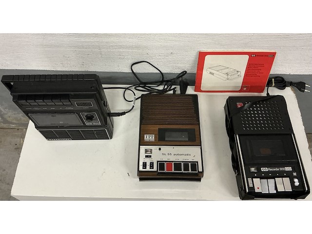 1 lot : 3 x oude cassetenrecorders - afbeelding 1 van  2