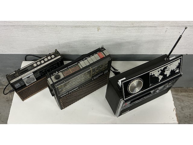 1 lot :3 x oude radio's (niet getest) - afbeelding 2 van  2