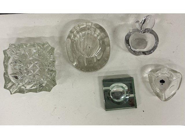 1 lot : 5 x glazen asbakken - afbeelding 1 van  1